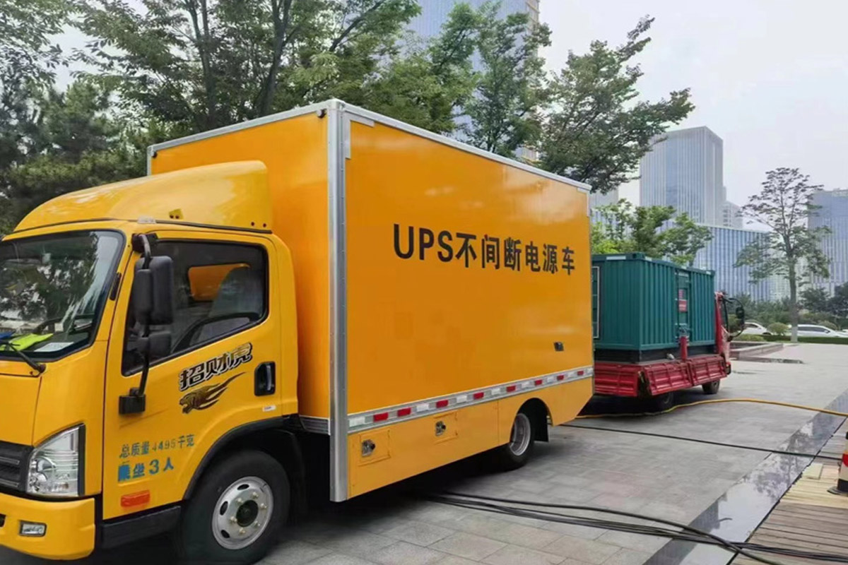 板桥镇发电机租赁施工现场